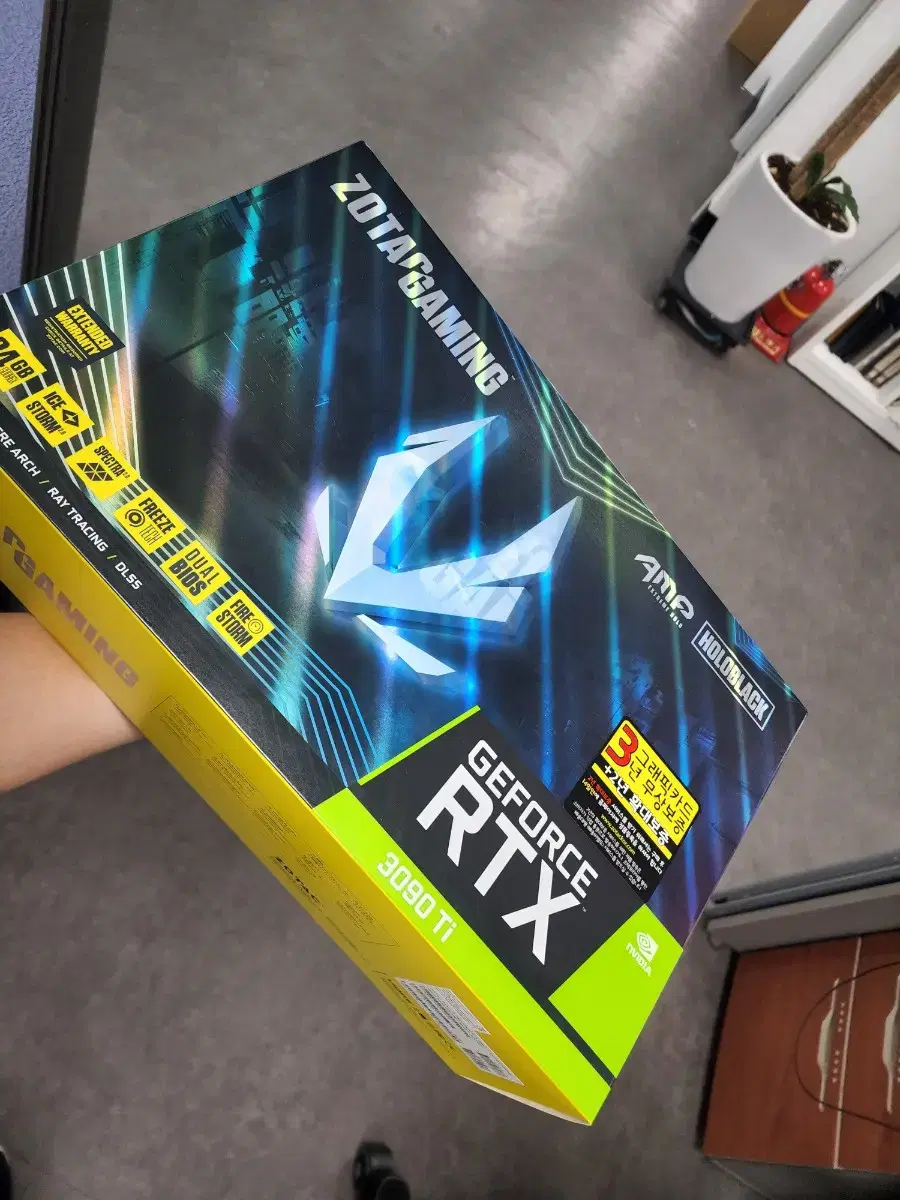 [완전 미개봉]ZOTAC RTX 3090ti HOLO 글카