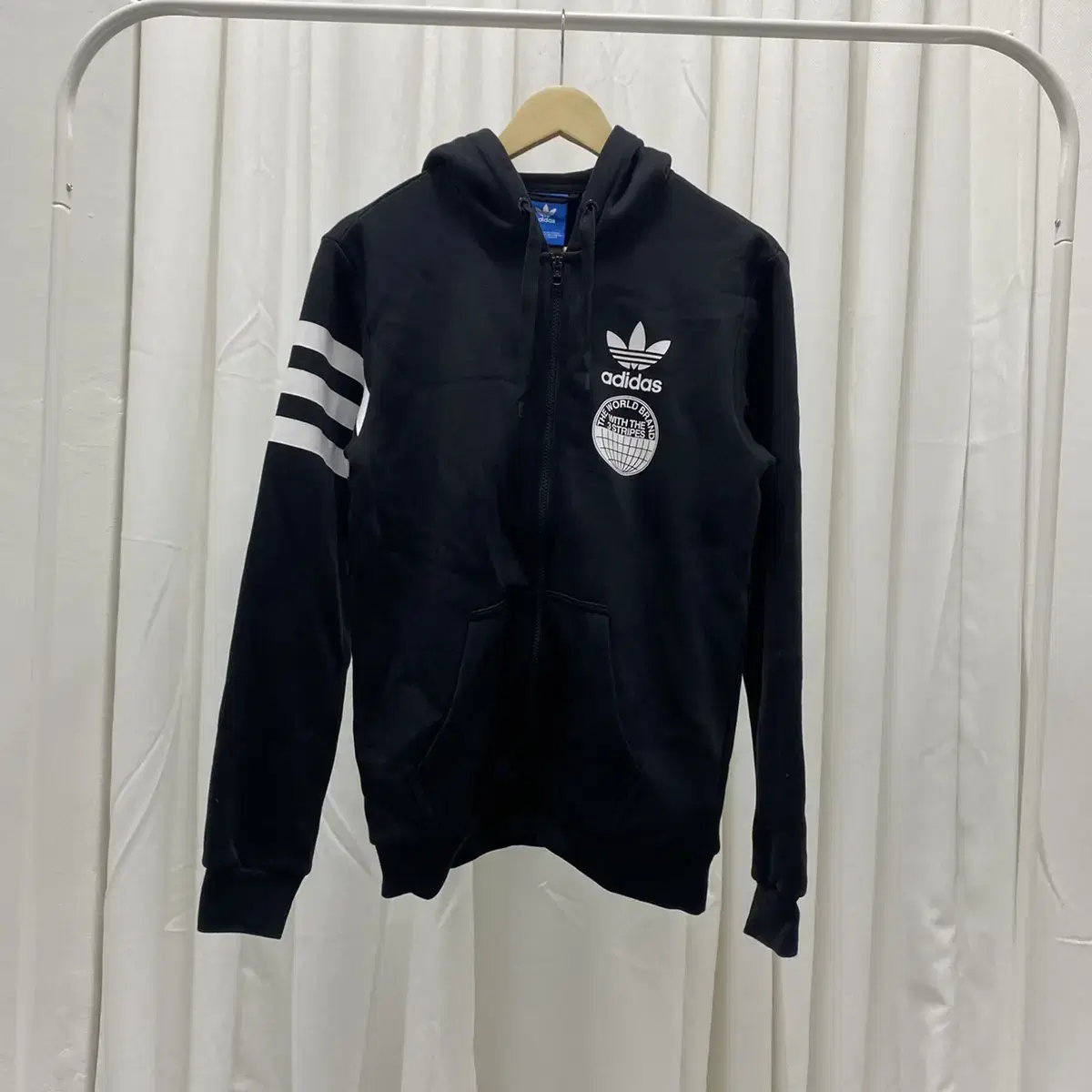 [90] Adidas Street Graphic Full Zip Hoodie Black