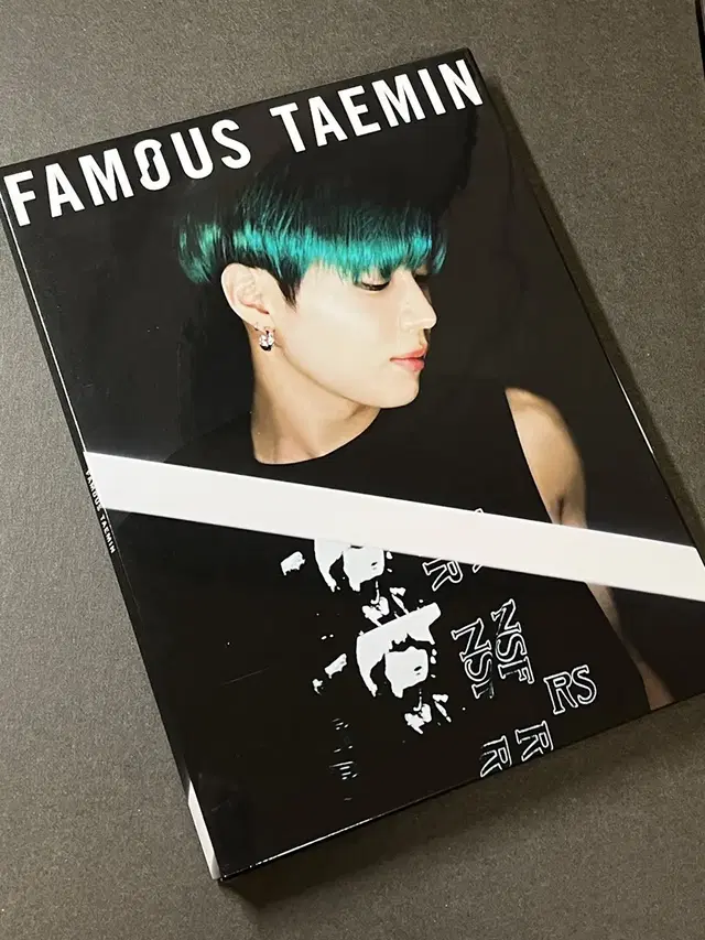 태민 FAMOUS 페이머스 초회한정반 A  포토북앨범