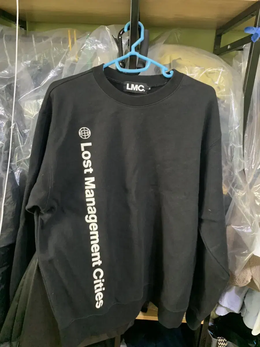 LMC brushed man to man size M