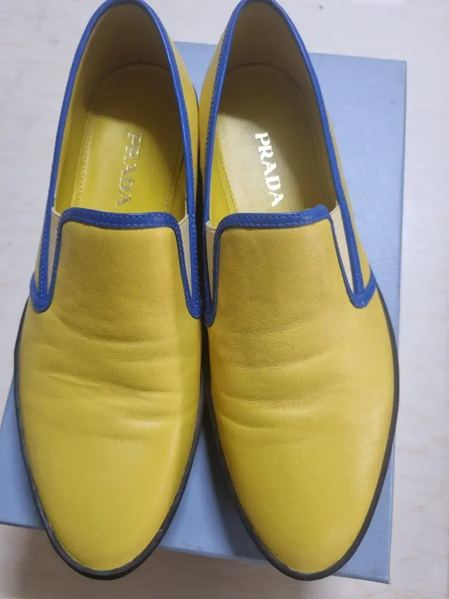 Genuine) Prada Ballerina Shoes 38