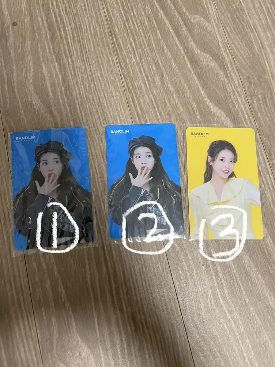 IU VahnPizza Shop Photocard