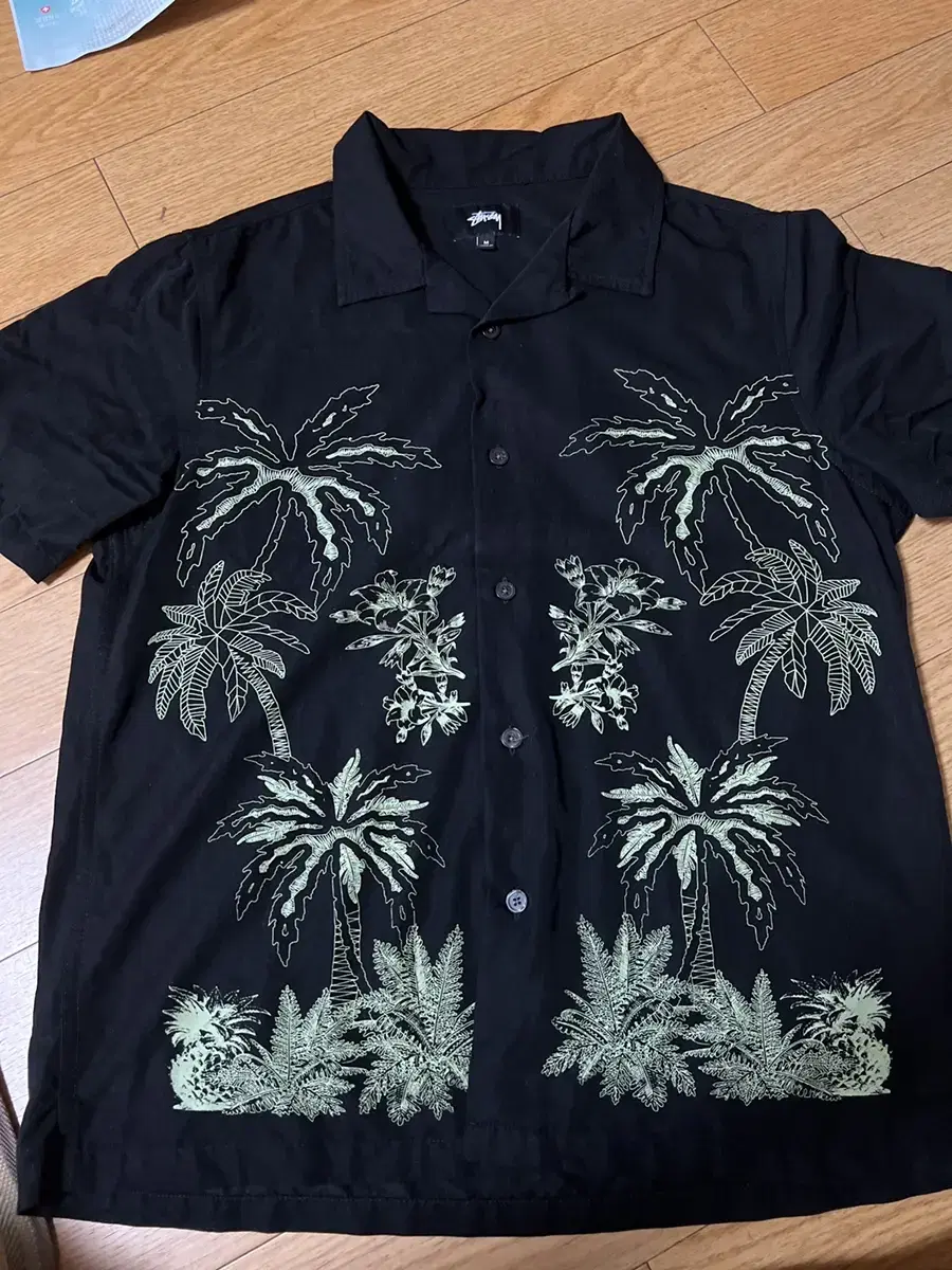 [M] Stussy Short Sleeve Shirt