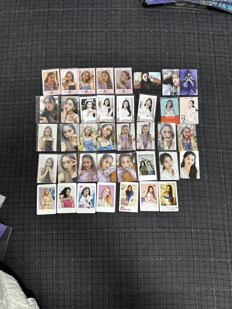 Sell) Oh my girl jiho photocard and merchandise in bulk