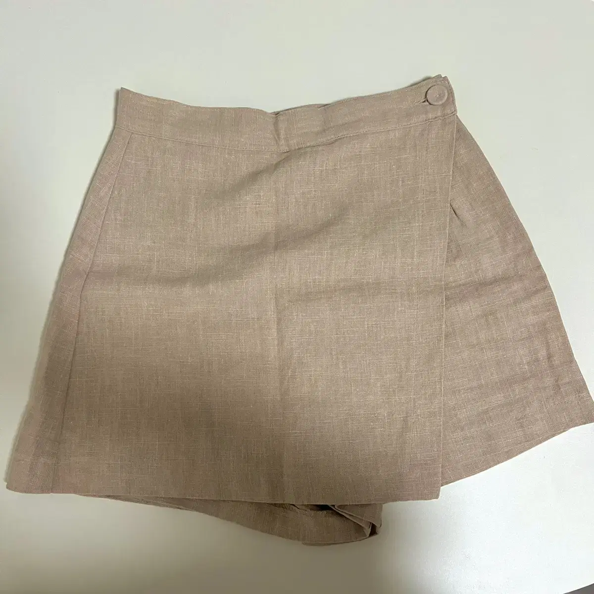 Beige skirt pants