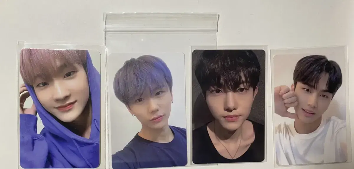 DKZ Love Thief Acoustic album photocard 4 types