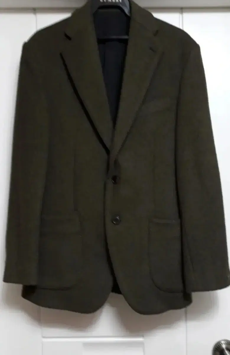 46 Genuine Gucci Handmade Winter Suit Jacket