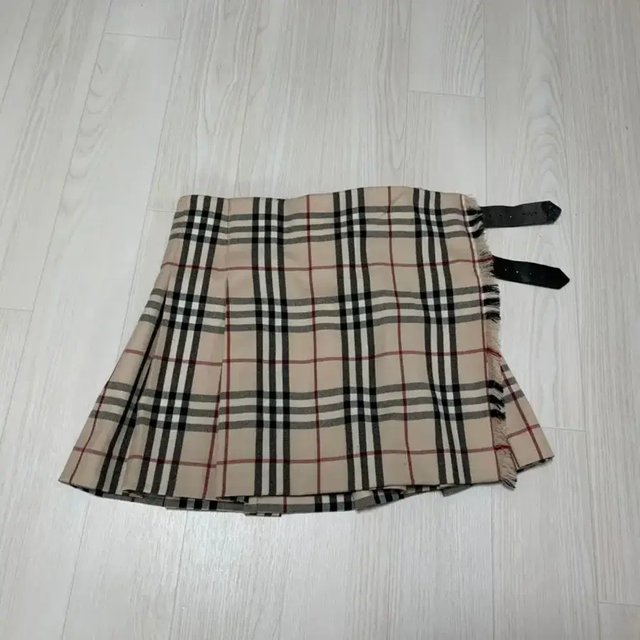 BURBERRY SKIRT