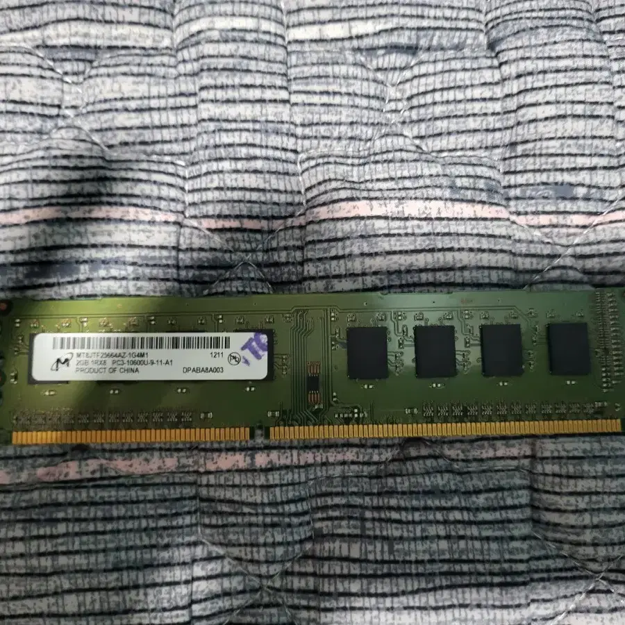 ddr3메모리pc3 2g 팝니다