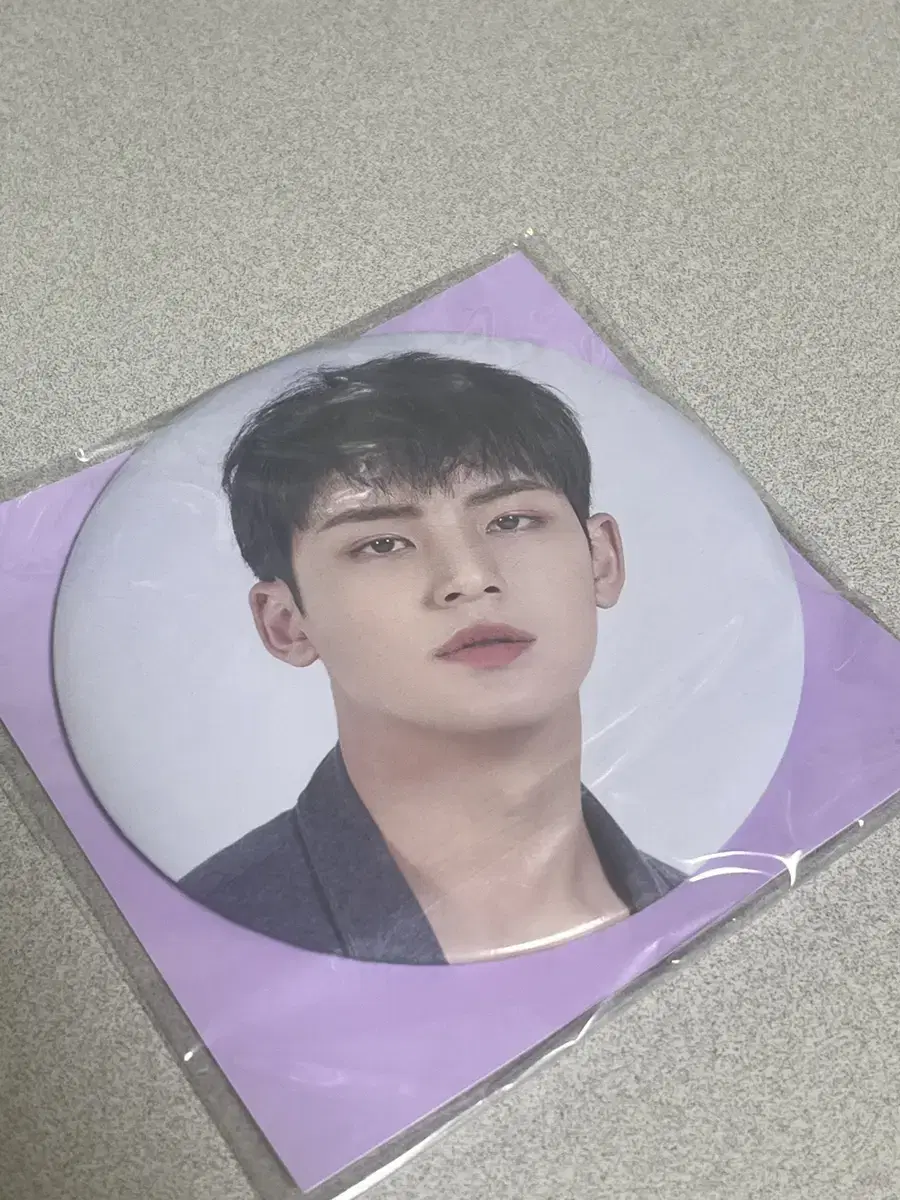 세븐틴 캐럿랜드 민규 핀버튼 양도