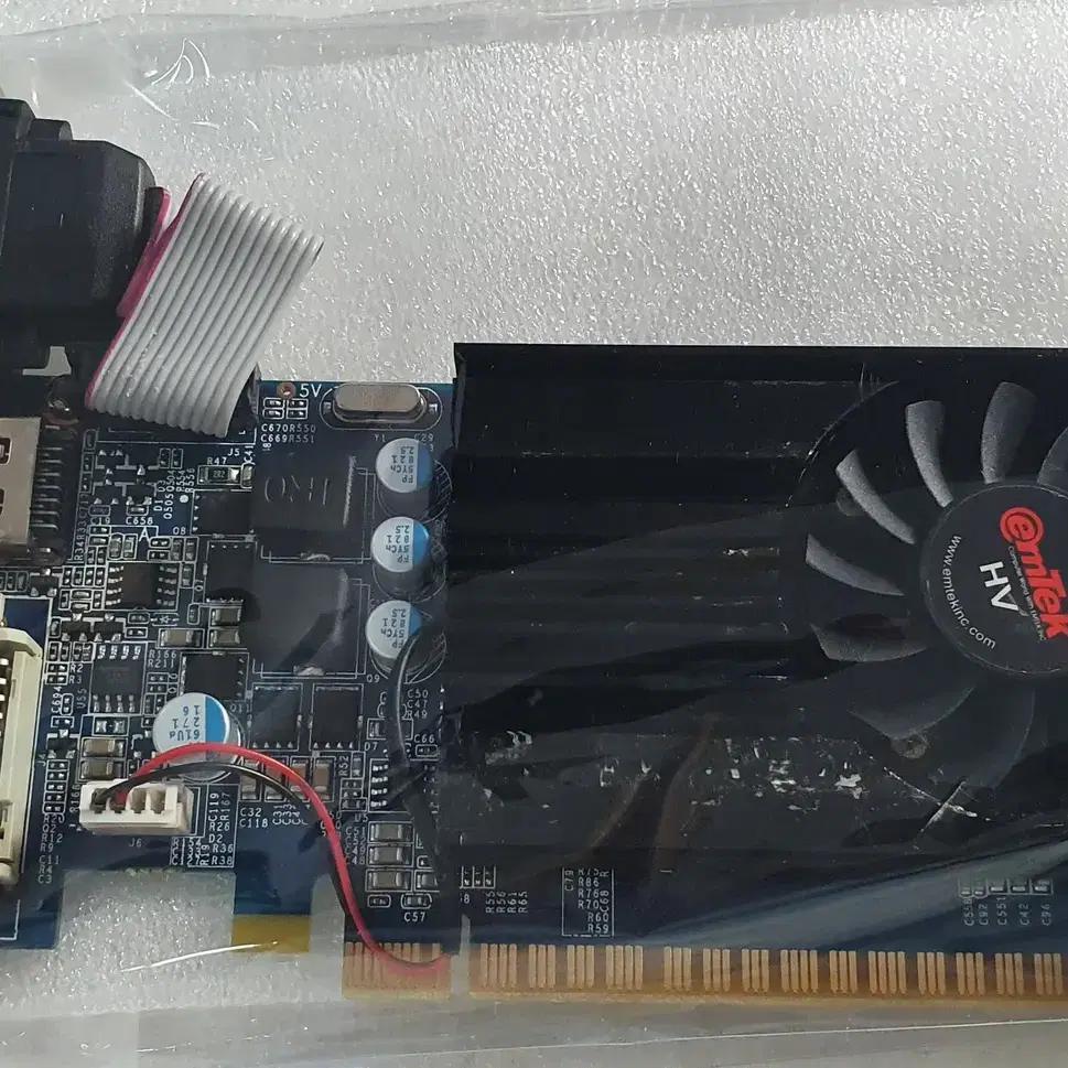 GeForce GT 730 몇종류 판매 합니다.