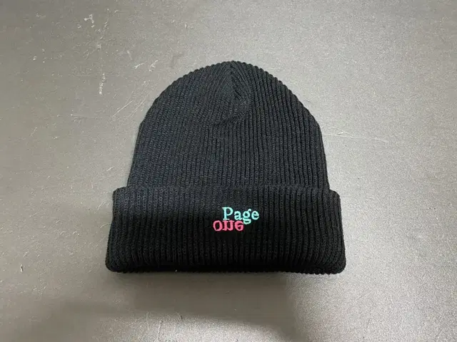 page one 비니 box logo beanie(black)