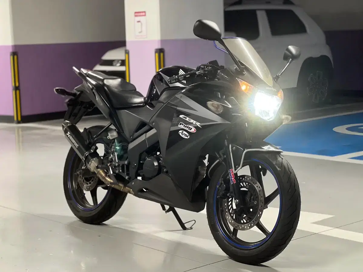 Cbr125r Cbr250rr Mc51 Cbr400r Cbr600rr Cbr900rr Cbr954rr Cbr1000rr 汎用 稲妻 スマート シーケンシャル 流れる Led ウインカー 2個set 最大15 Offクーポン