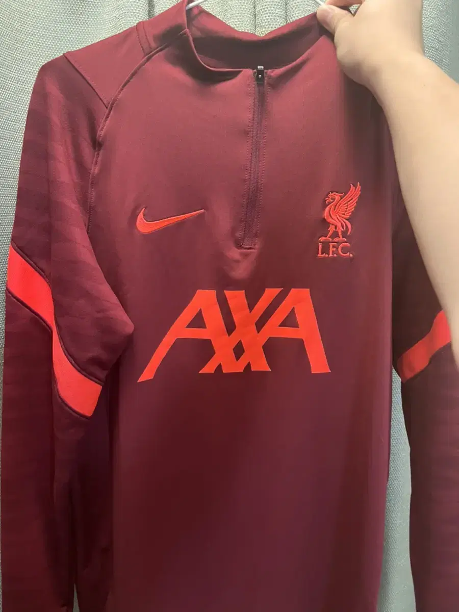 Liverpool training uniform