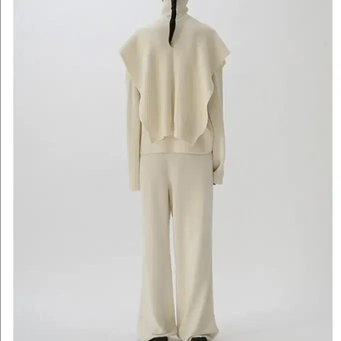 [le17] 917 Ivory Wool Knit pants