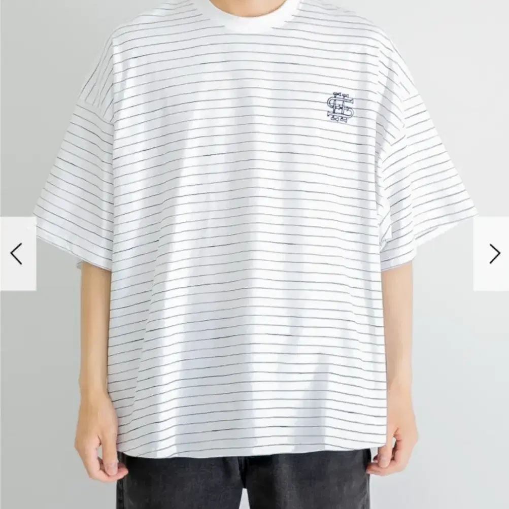 (XLARGE) SEE SEE SUPER BIG BOADER TEE