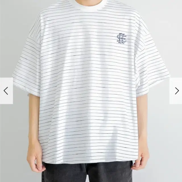 (XLARGE) SEE SEE SUPER BIG BOADER TEE