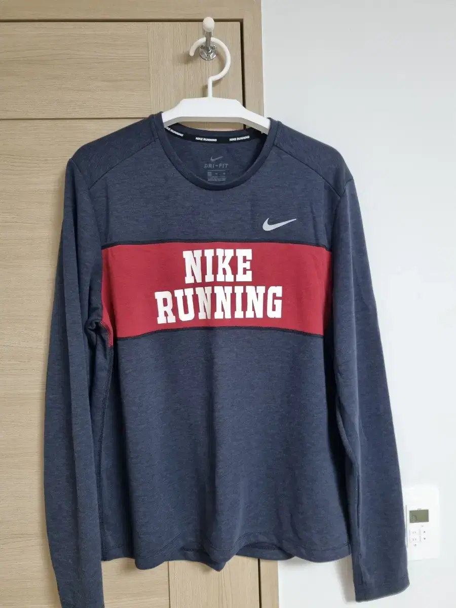 [XL] Nike Long Sleeve Linen Suit