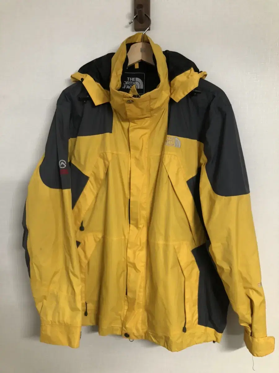 (S)Genuine The North Face Gore-Tex Windbreaker