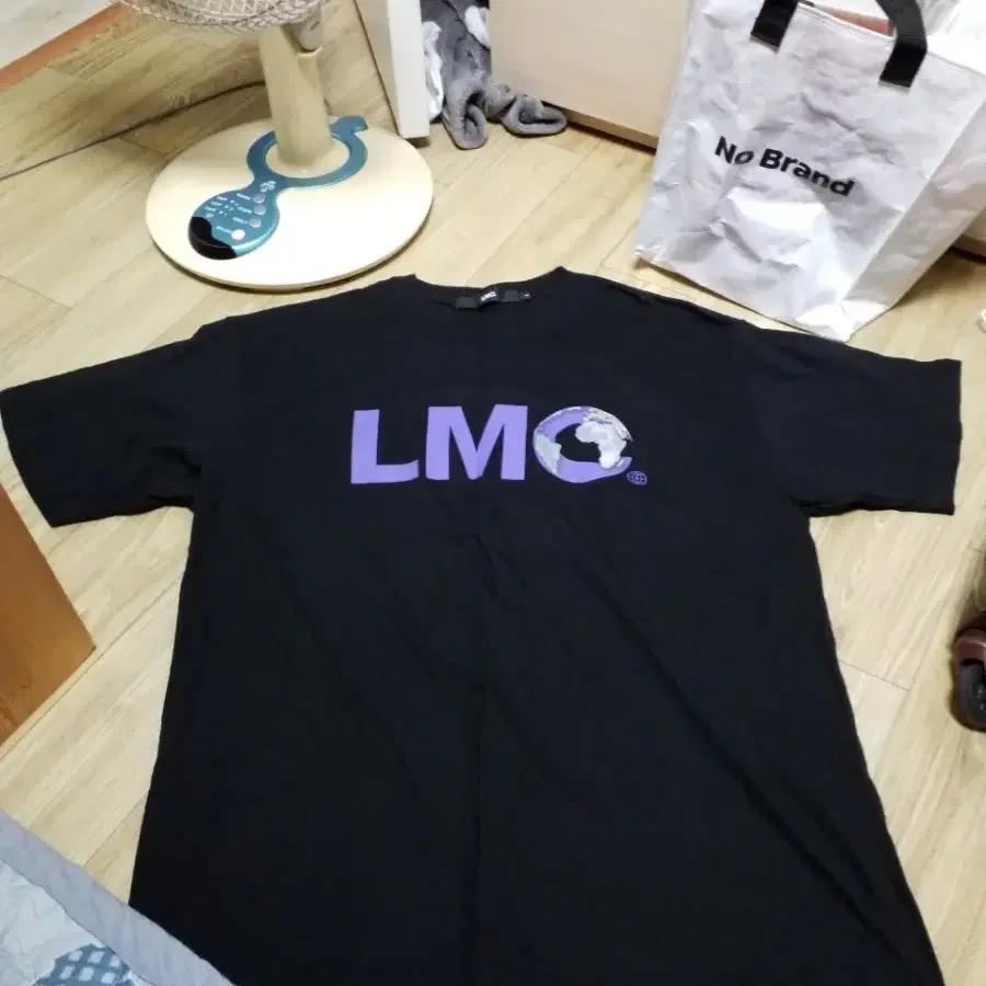 LMC 테라스 지구본 한정판 반팔 L 새상품