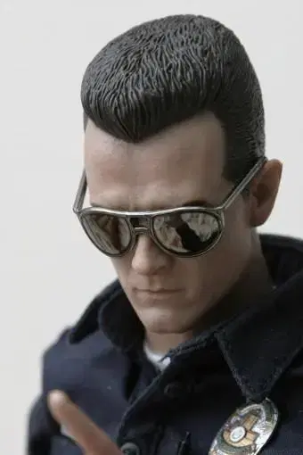 Hot Toys Terminator T1000