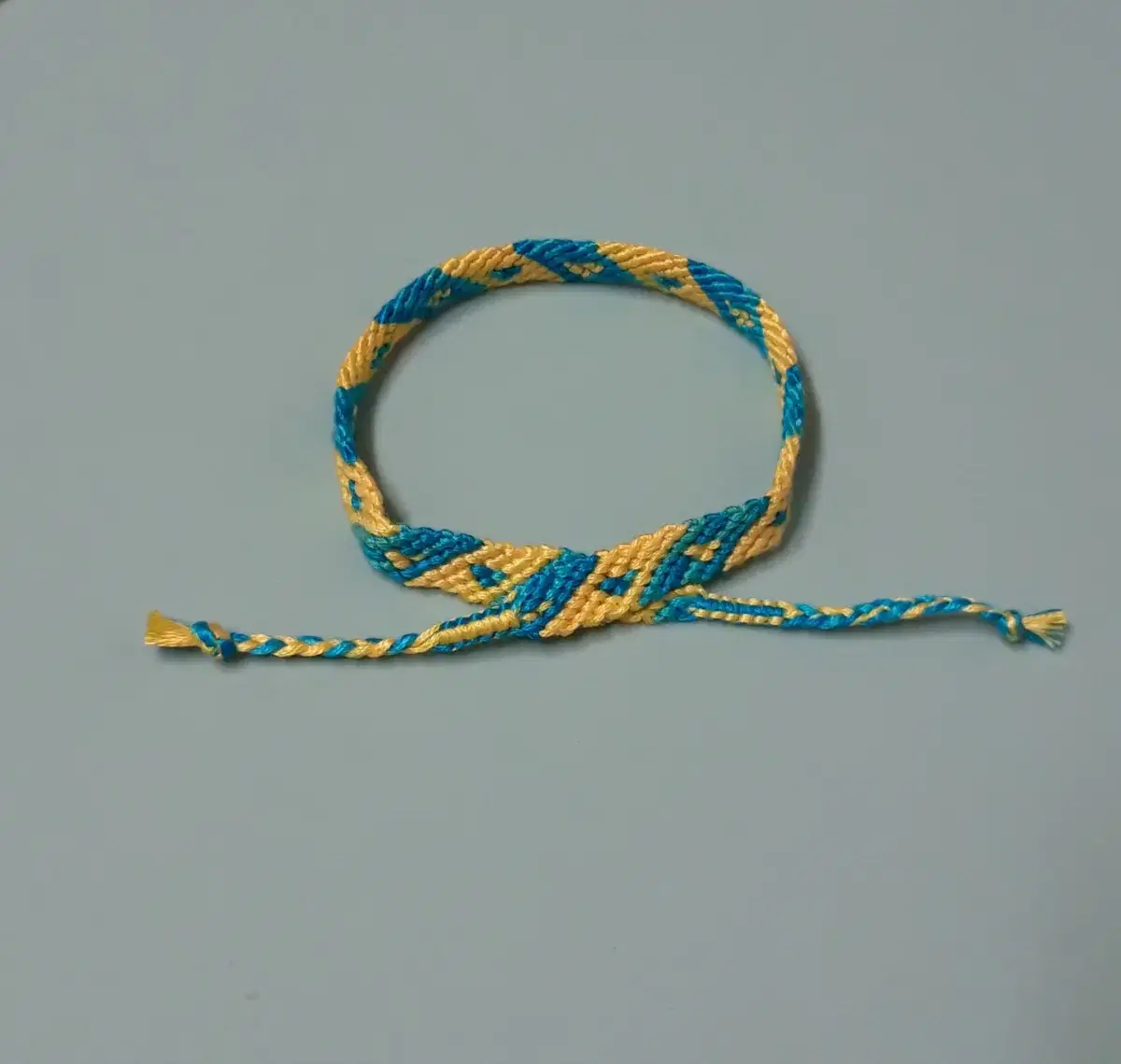 (New)Handmade sowon bracelet thread bracelet