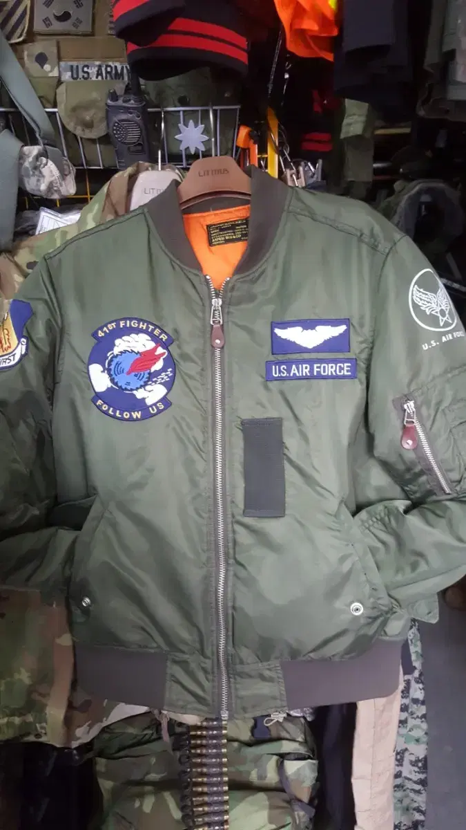 Military.airjumper