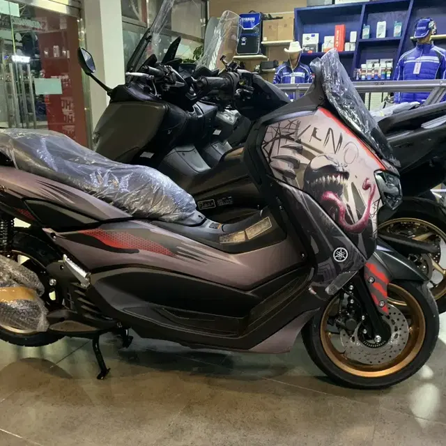 YAMAHA NMAX 데칼세트 판매합니다