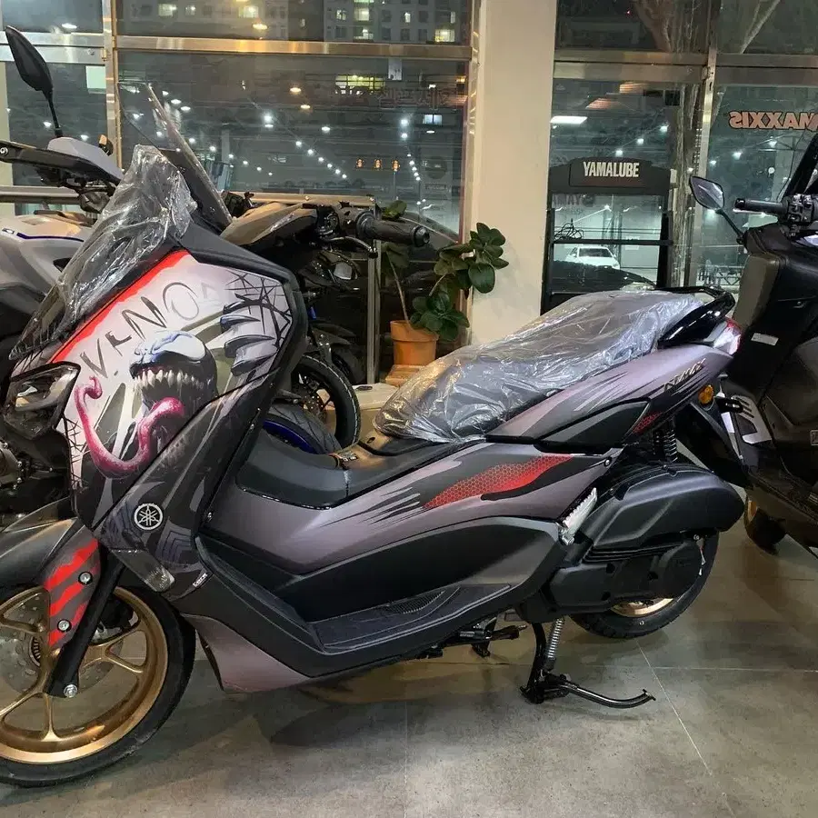 YAMAHA NMAX 데칼세트 판매합니다