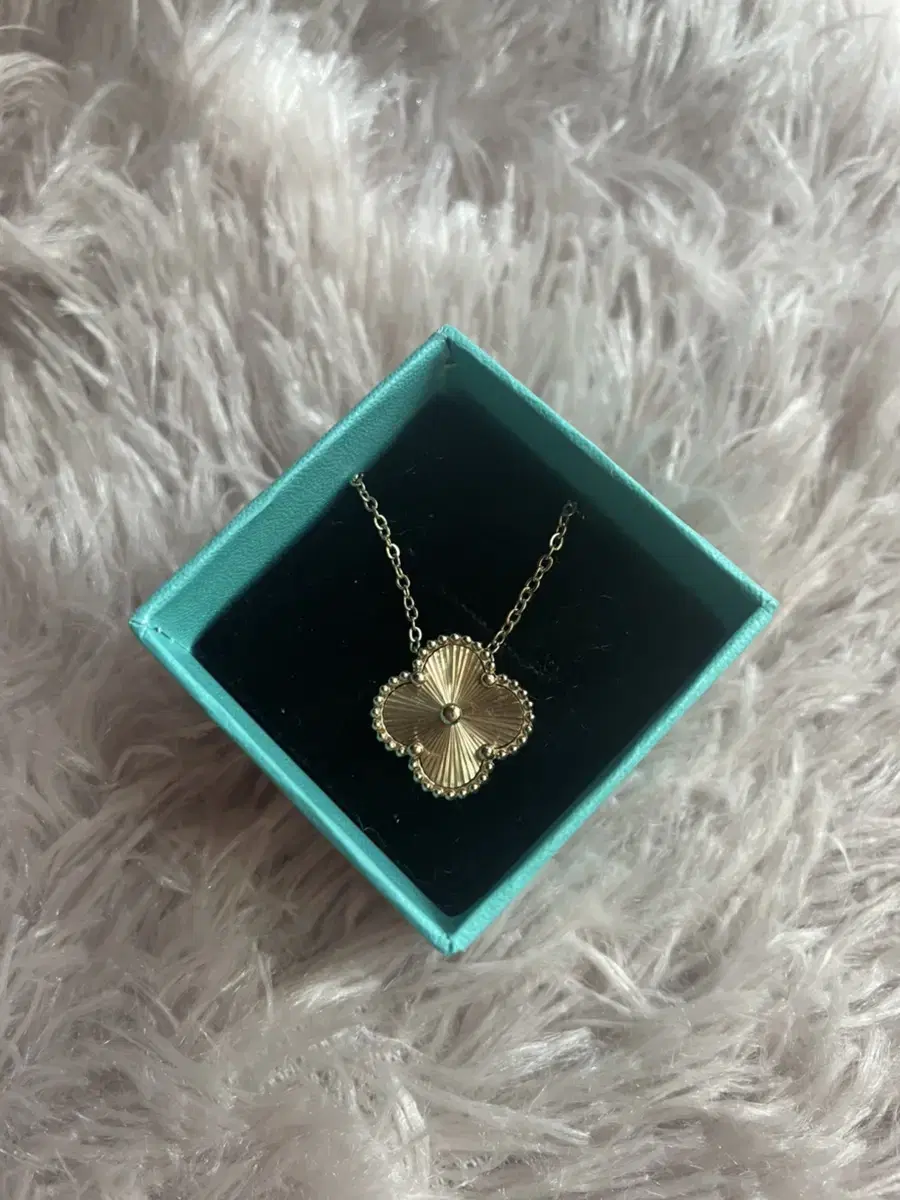 Clover Necklace