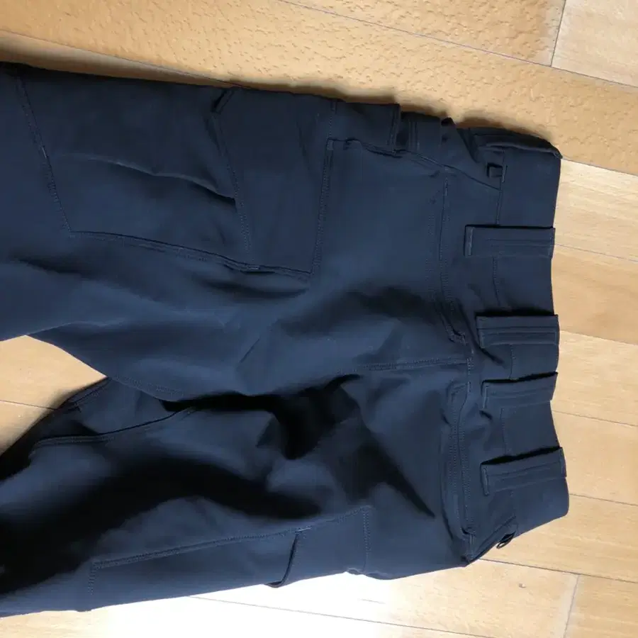 [미사용] 아크테릭스 Leaf Combat Pants(북미 군검경 장비)