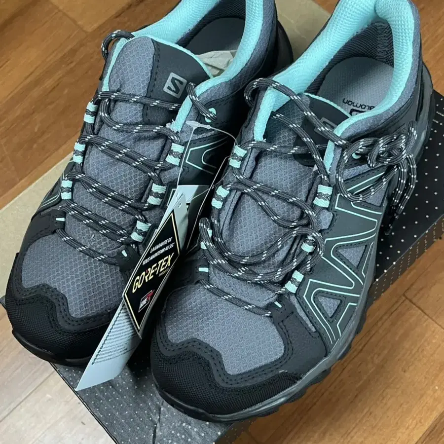 살로몬 stanford gtx uk4사이즈