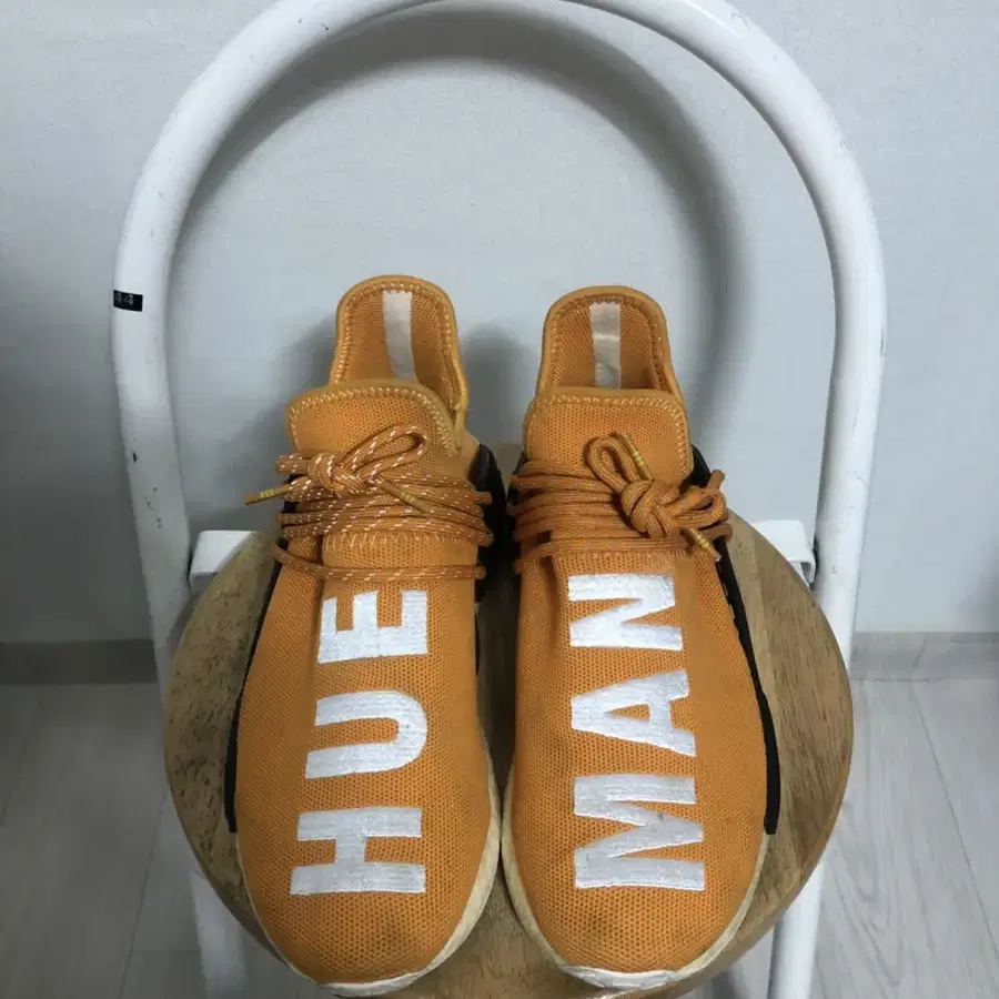 [아디다스x퍼렐윌리엄스] Hu NMD 휴먼 탠저린 270