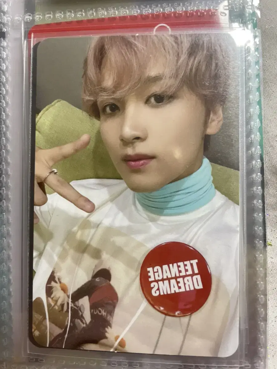 Haechan, the sticker version of Haechan.