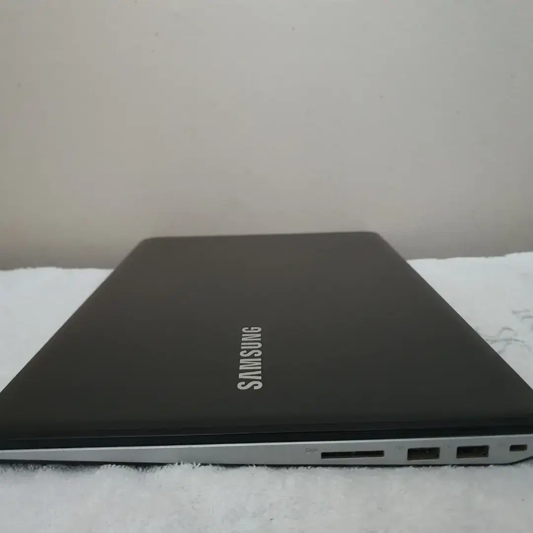 삼성노트북 NT500R5Q (i7-5500U /8G /SSD128G)