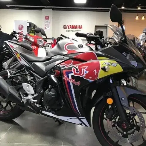 ~18 YAMAHA YZF R3 레드불 그래픽 스티커 세트 팝니다