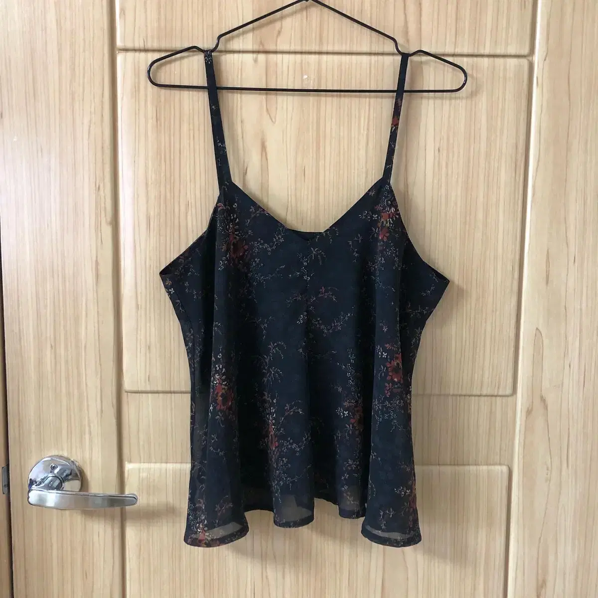 Vintage black free sleeveless