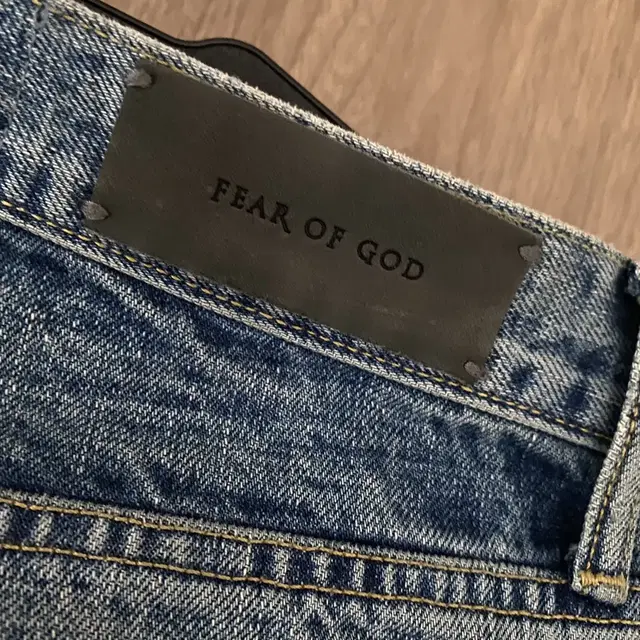 피어오브갓 5th 셀비지 중청 데님 28 (fear of god)