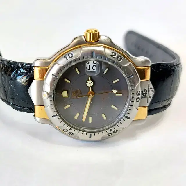 명품 태그호이어(Tag Heuer)남여공용시계 판매합니다(D58)