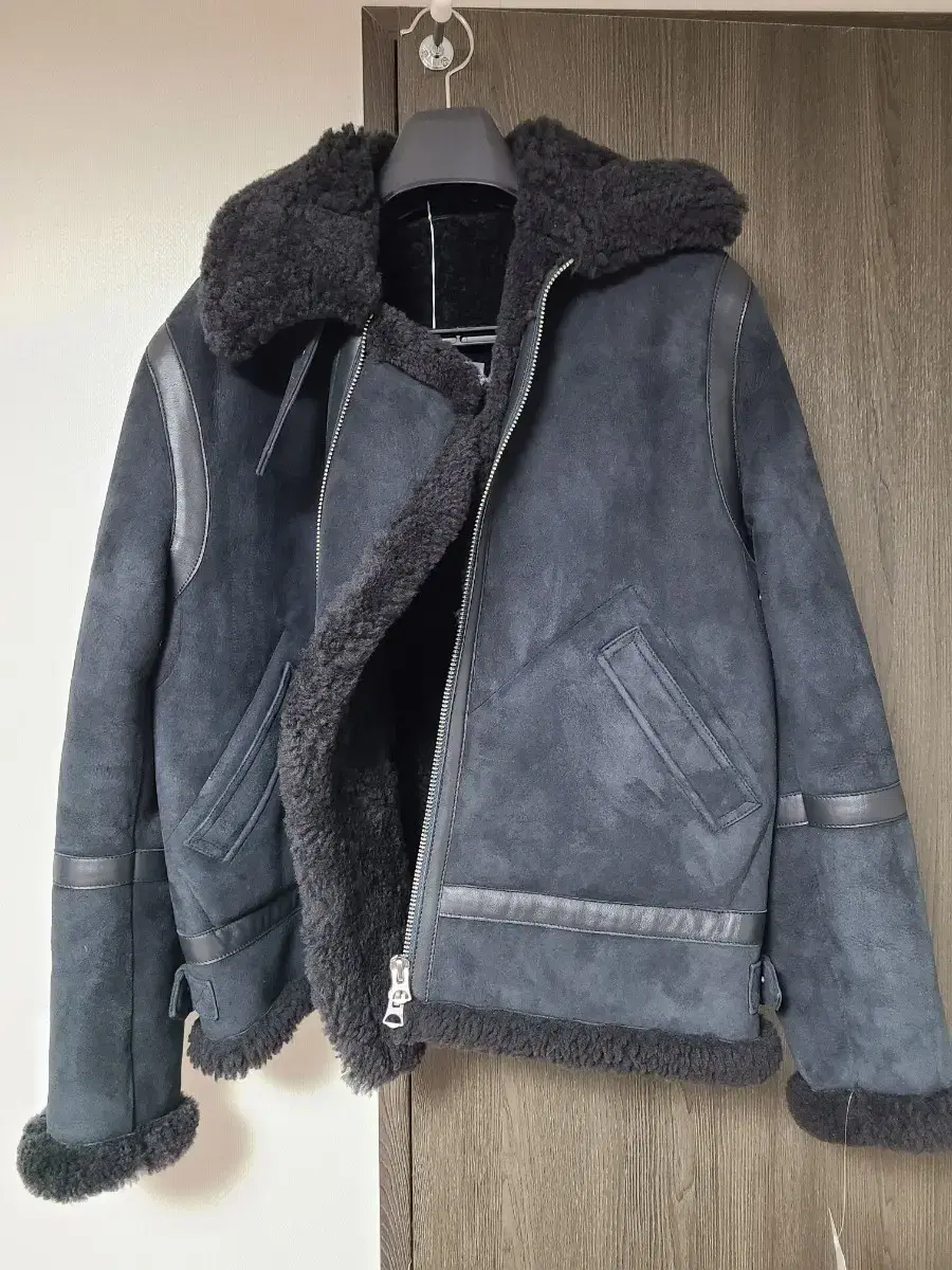 Arkne IanShearling Mustang Suede Products