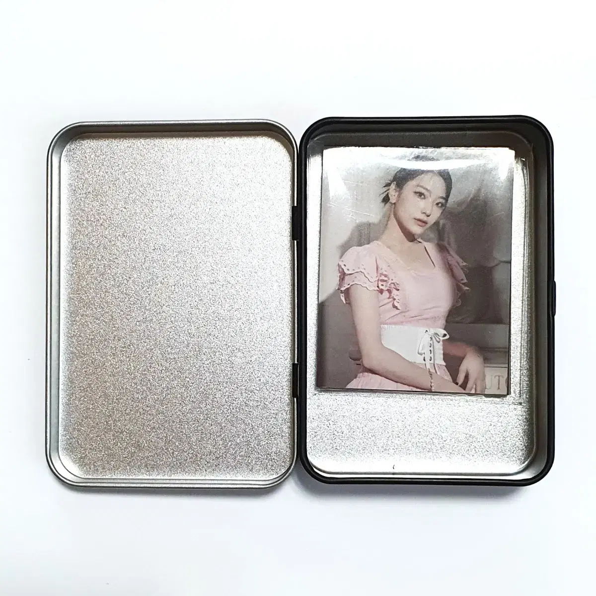 Fromis 9 Goods Tin Case Set