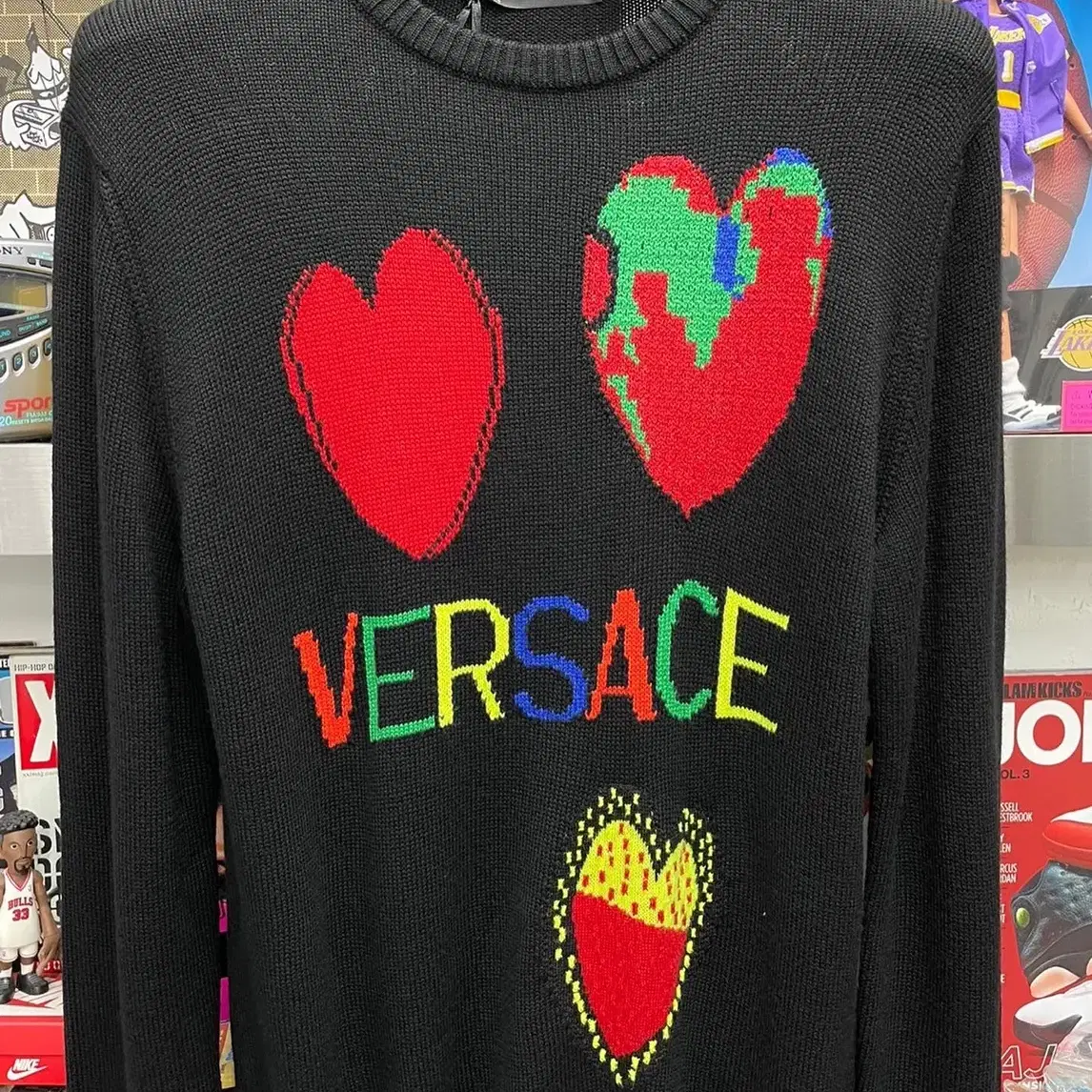 베르사체 versace heart detail sweater