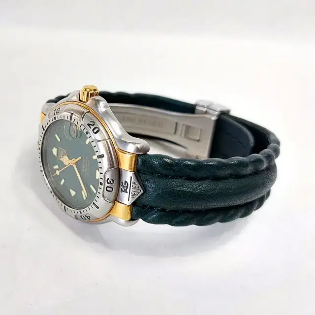 명픔 태그호이어(Tag Heuer)남여공용시계 판매합니다 (D90)