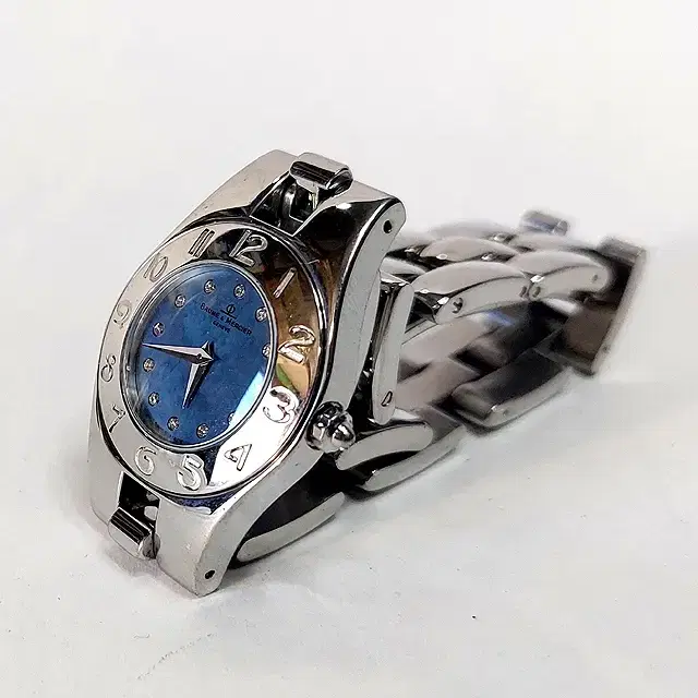 명품 보메메르시아(Baume & Mercier)여성용시계 판매(D119)