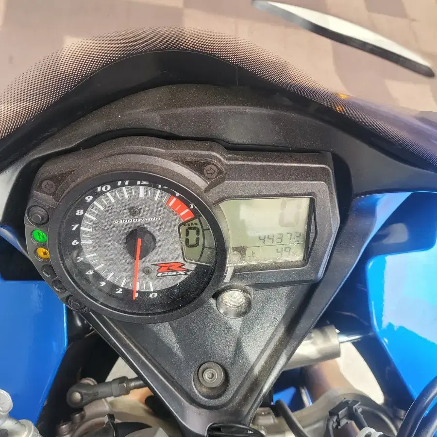 08년식 r1000판매합니다