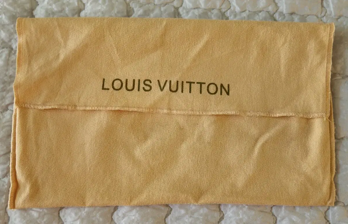 Louis VuittonDustbag