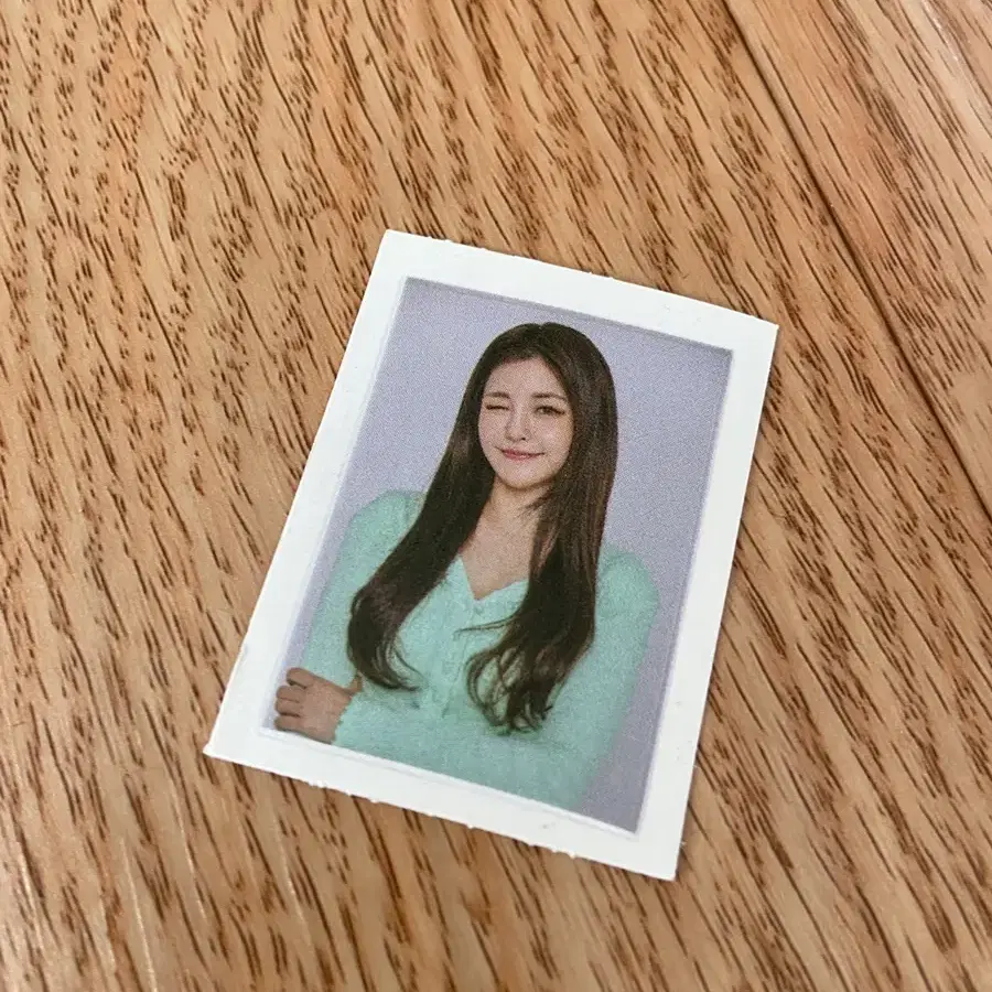 브레이브걸스 유정 띠부씰