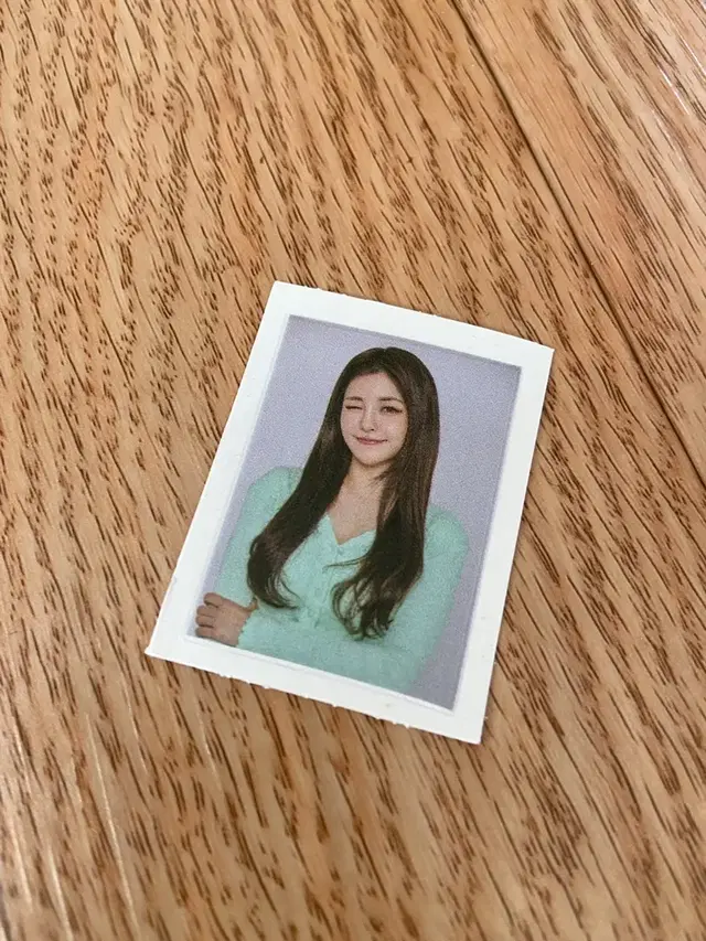 브레이브걸스 유정 띠부씰