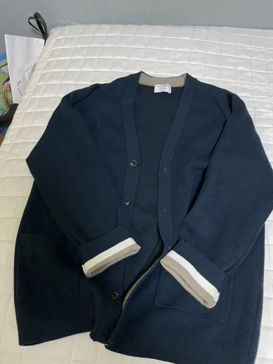 (size 100)Andi cashmere colorblocked cardigan sell