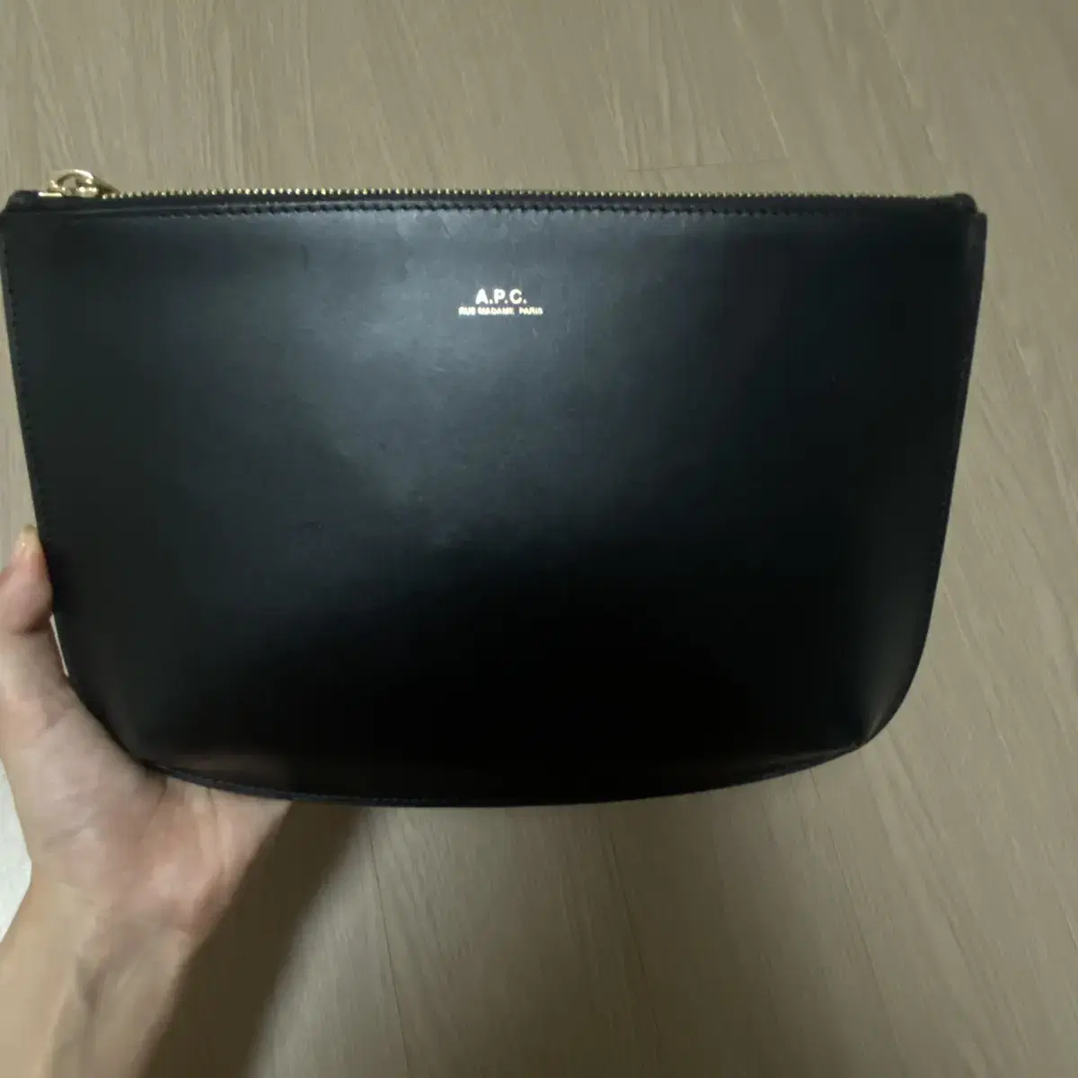 Apache Sara Clutch APC